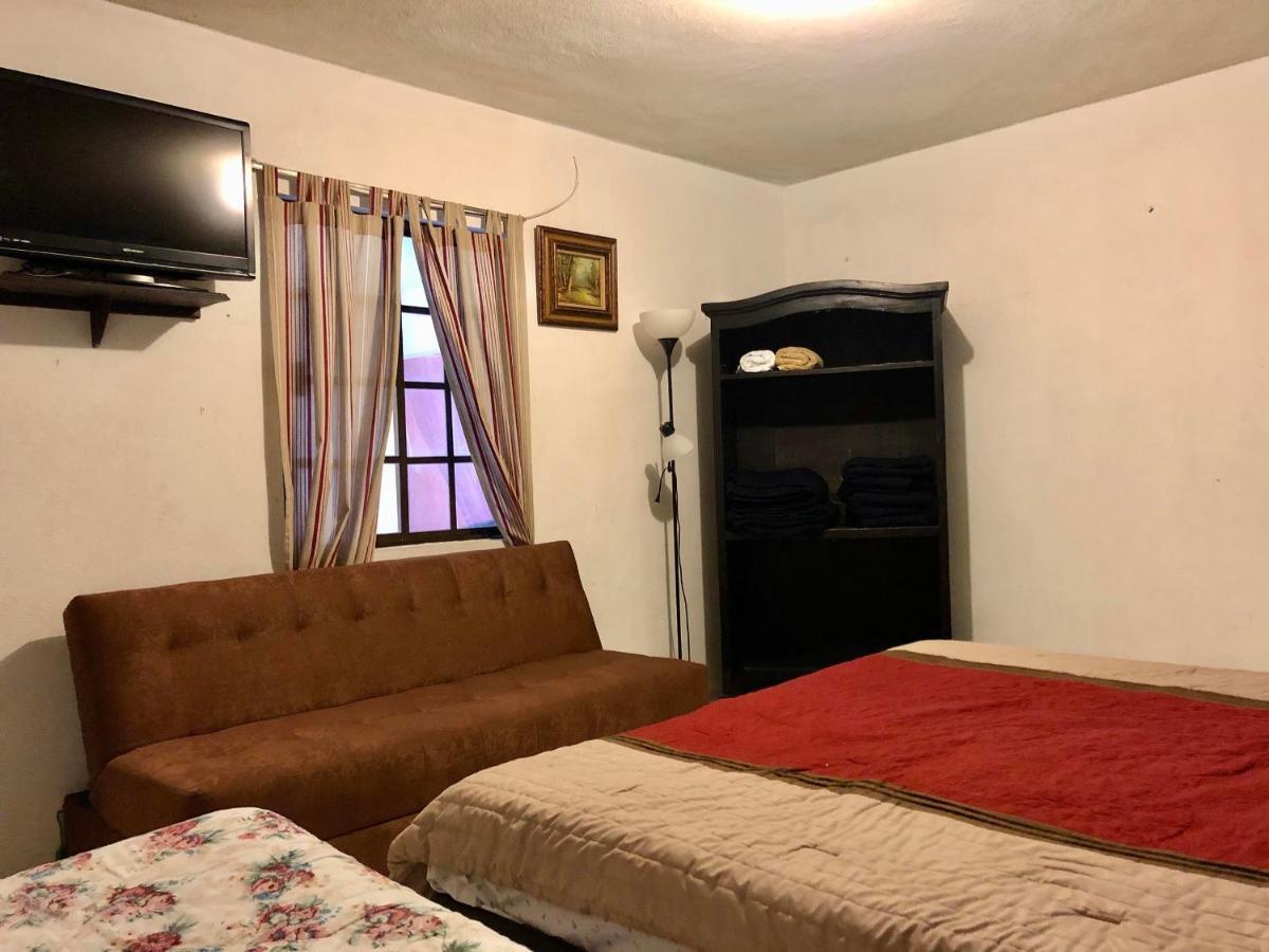 Oyo Hotel Cuatro Reales Galeana Kültér fotó